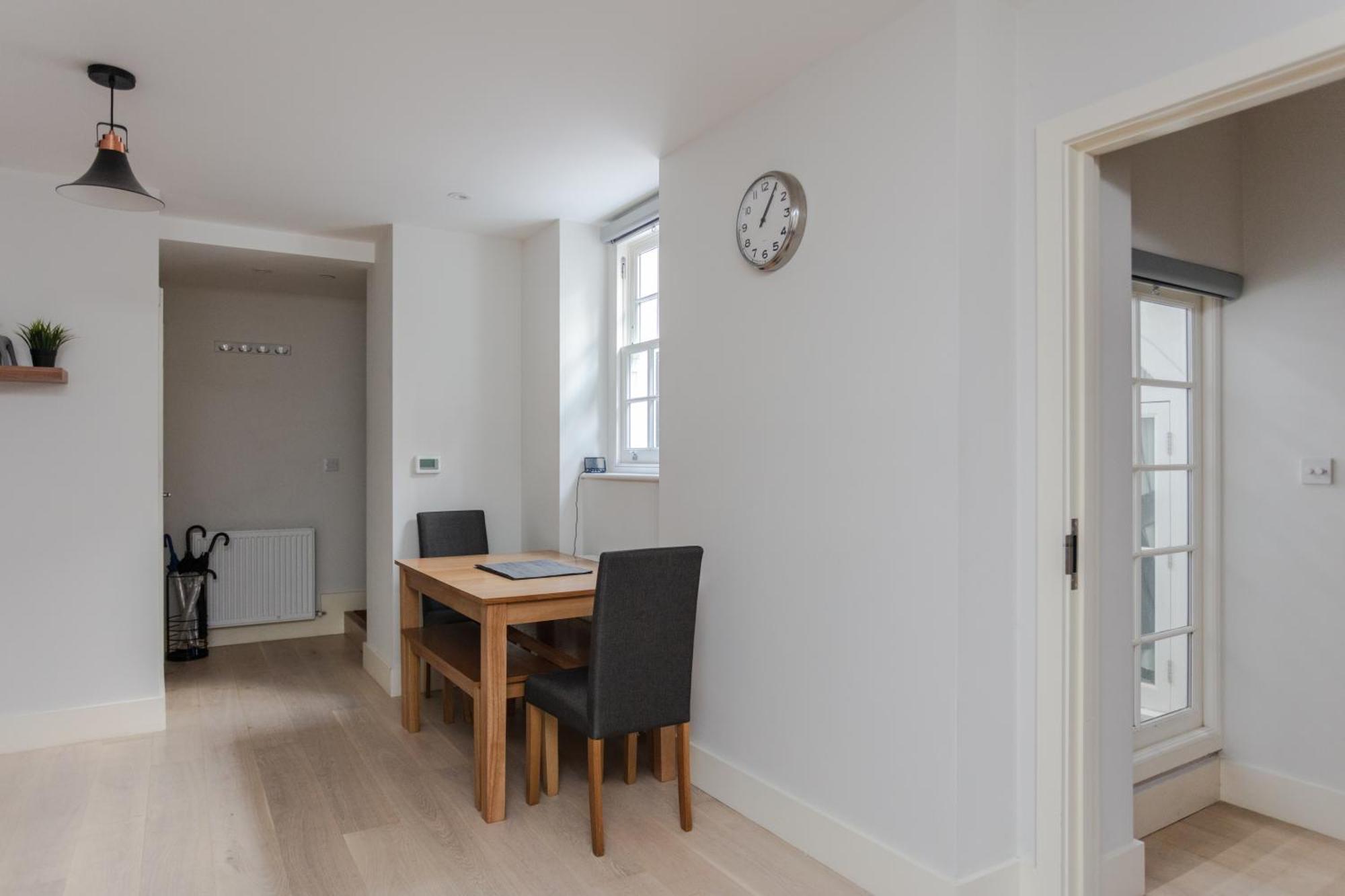 Spacious And Modern Apartment In Pimlico London Exterior foto